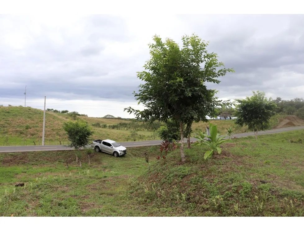 Venta de lote en cañas  cerca de playa venao