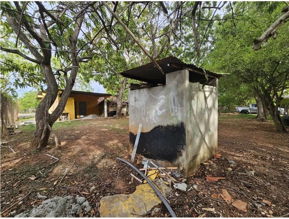 Se vende propiedad en centro de santa ana, los santos