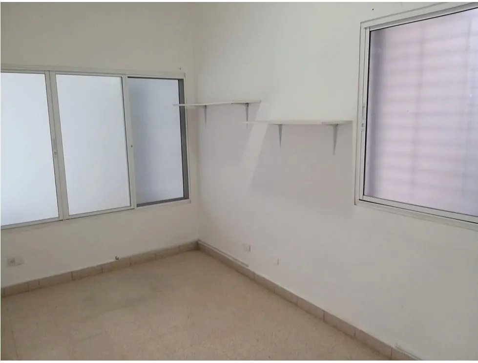 Venta/alquiler de casa comercial en vía porras