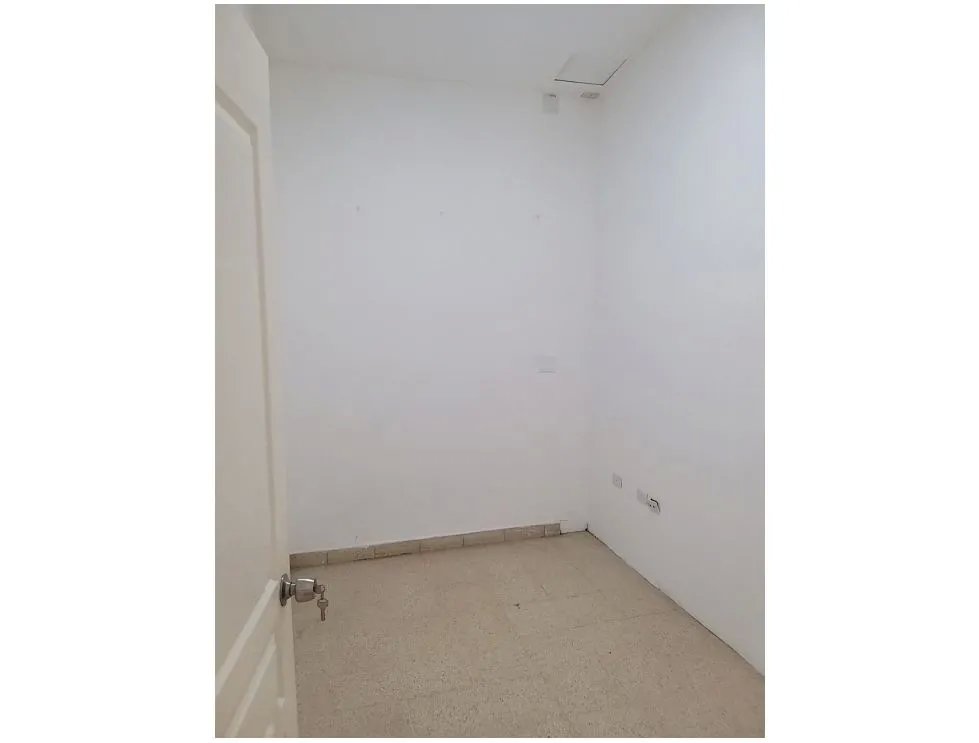 Venta/alquiler de casa comercial en vía porras