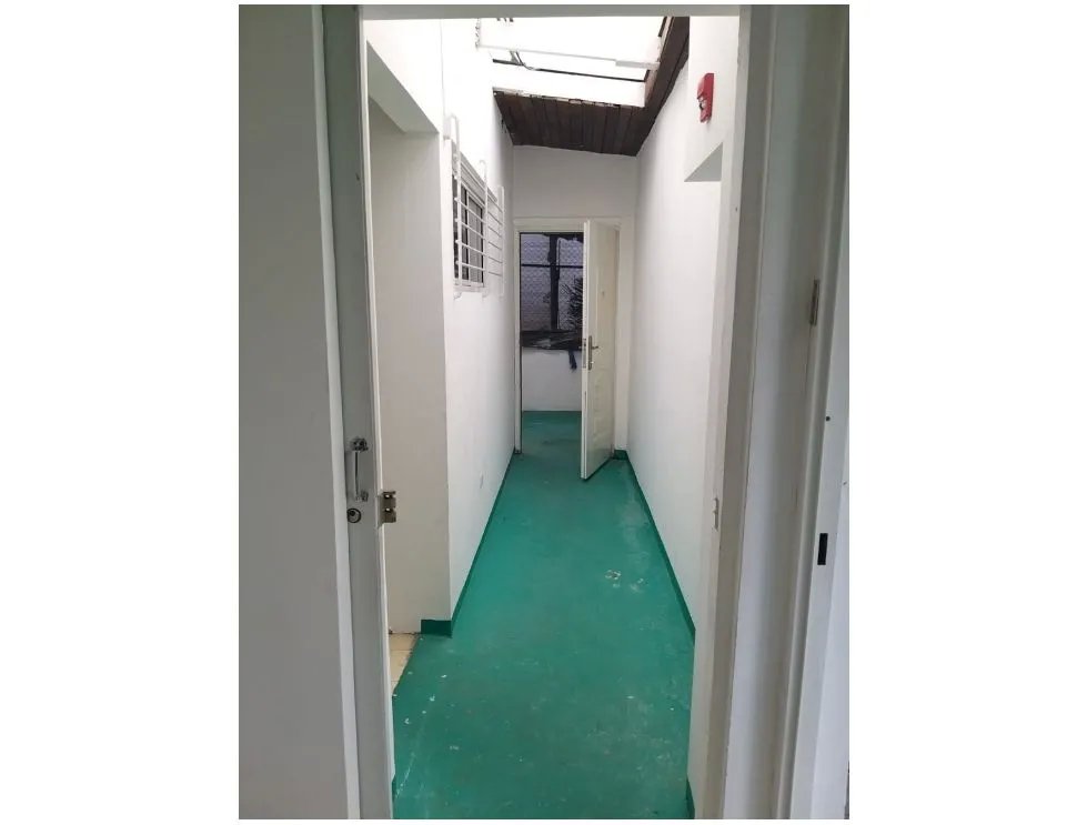 Venta/alquiler de casa comercial en vía porras