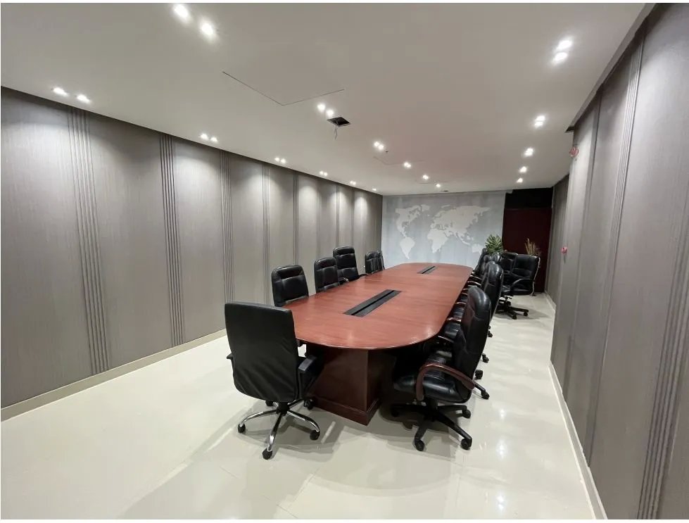 Alquiler de oficina en ocean business plaza, marbella