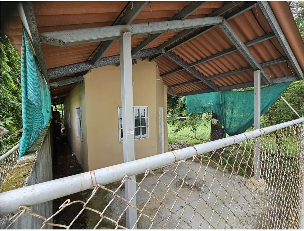 Venta de terreno con casa en cantarrana, chitré