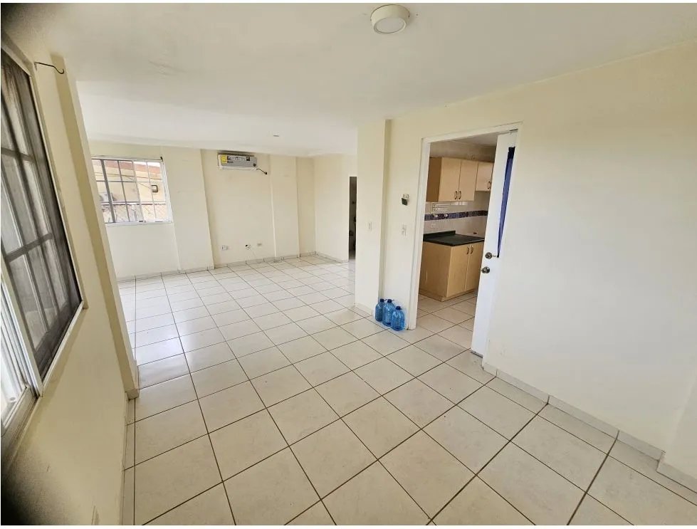Venta/alquiler de casa en villas del golf, chitré
