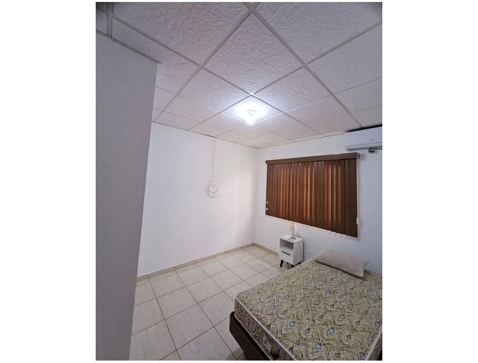 Alquiler de casa amoblada en brisas de guayacanes, chitré