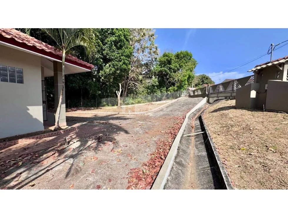 Venta de casa en el cocal de las tablas.