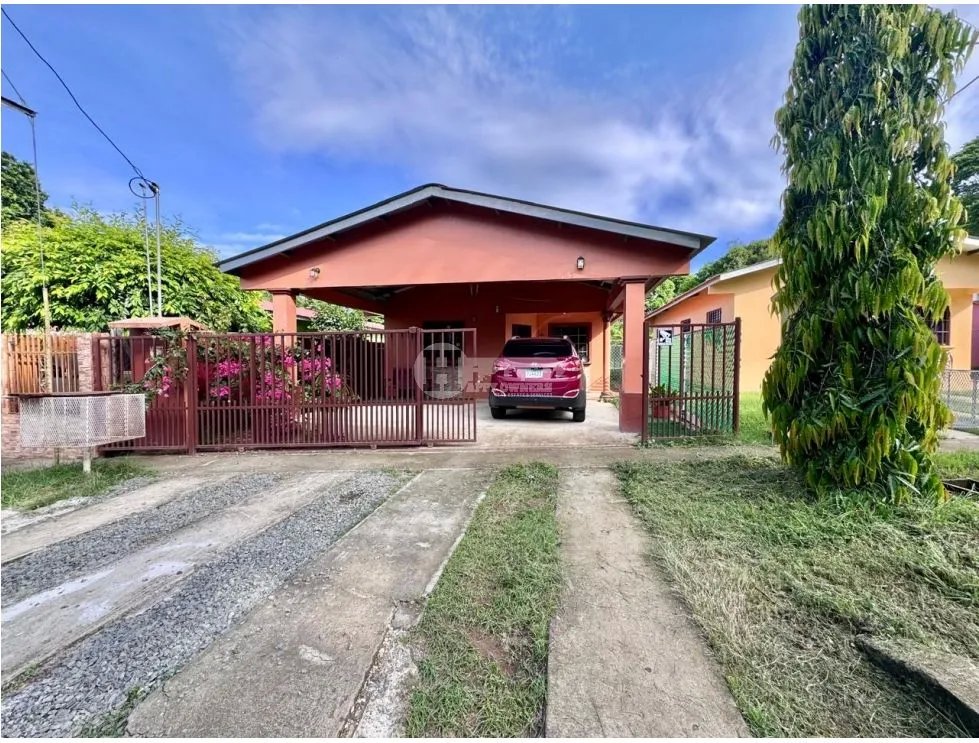 Se vende casa en el carate, las tablas