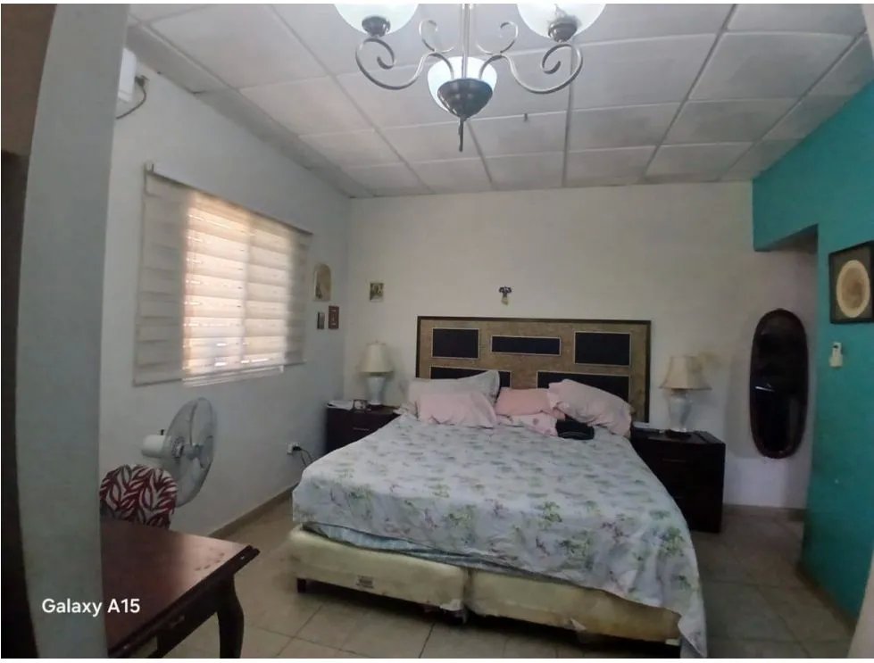 Venta de casa en urbanización el vigía, chitré