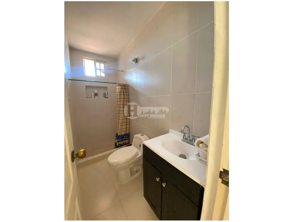 Venta de casa en villas del golf, chitré