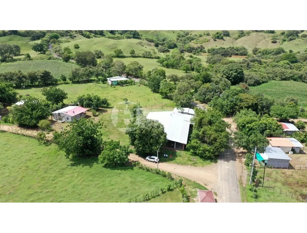 Venta de local comercial en el hato, guararé