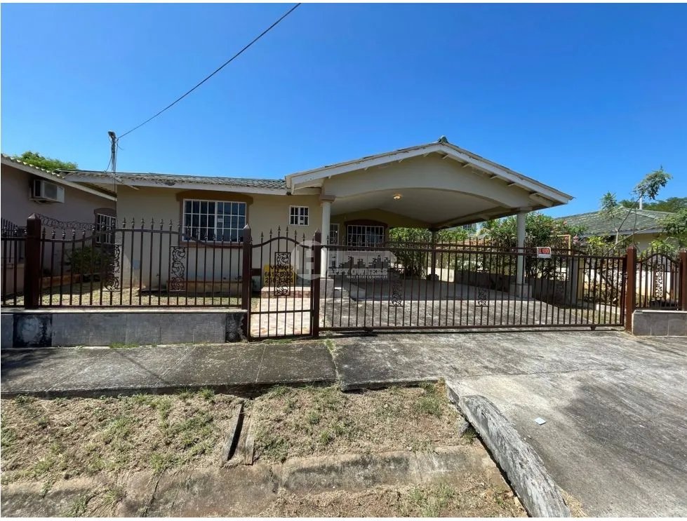 Se vende casa en mirador del bosque en las tablas