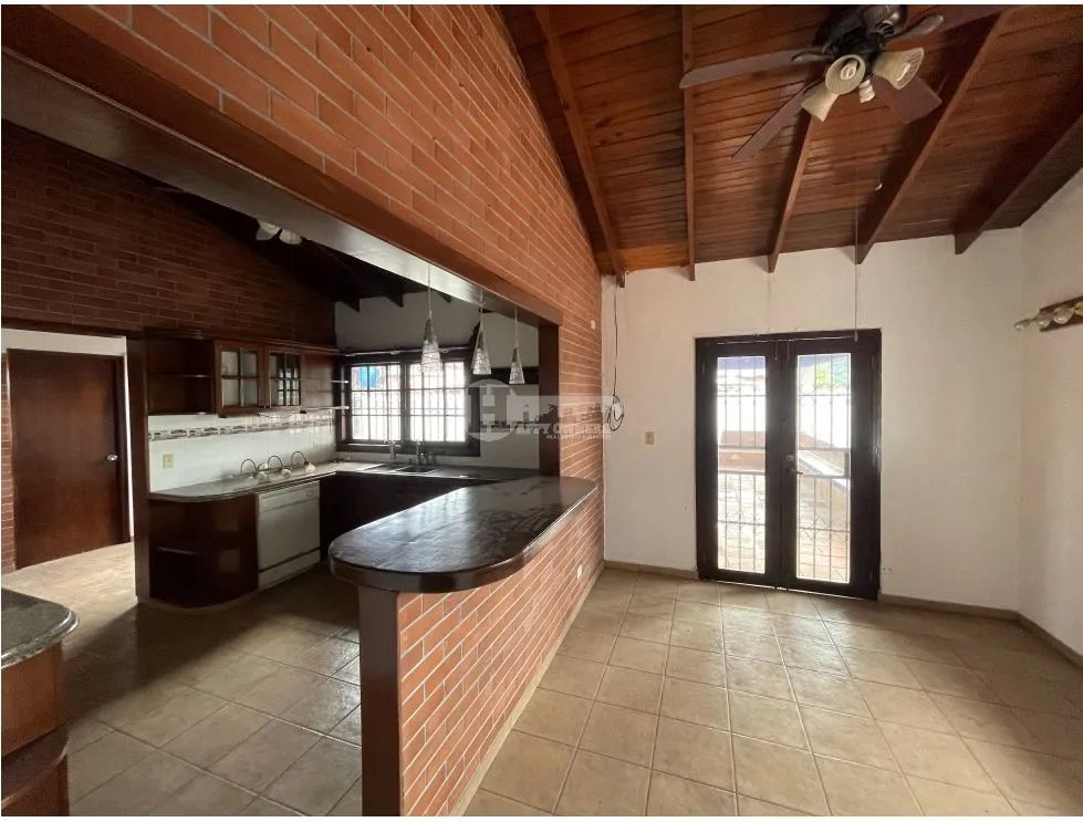 Venta de casa en villa de las fuentes 2, betania