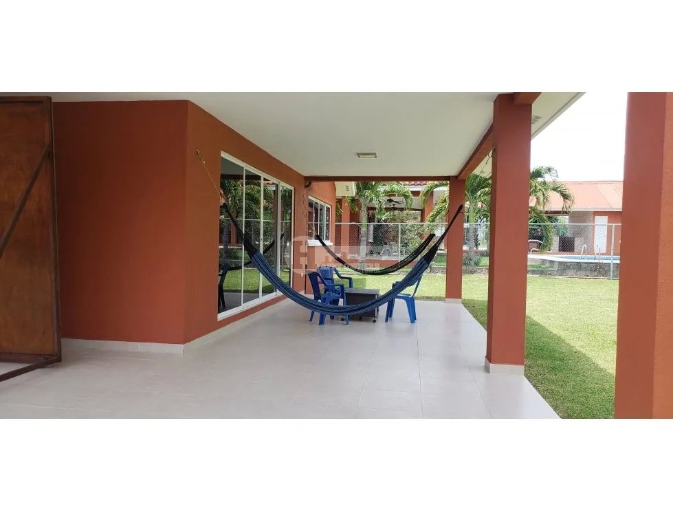 Venta de casa en villas de la colonia, chame