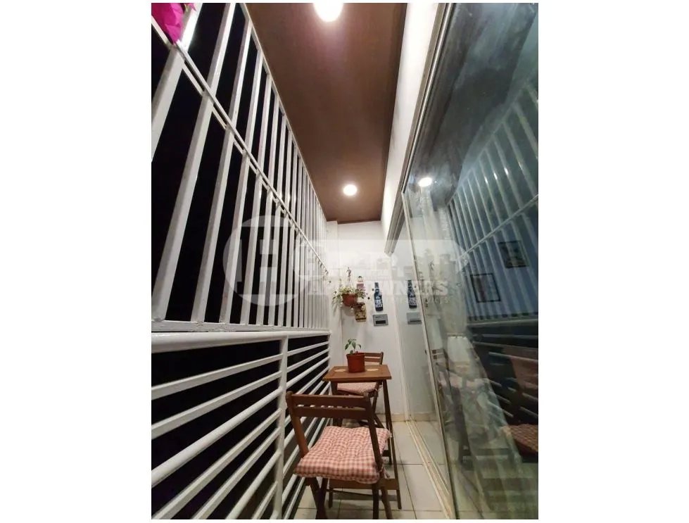 Venta de apartamento en ph ambar, la florida pedregal.