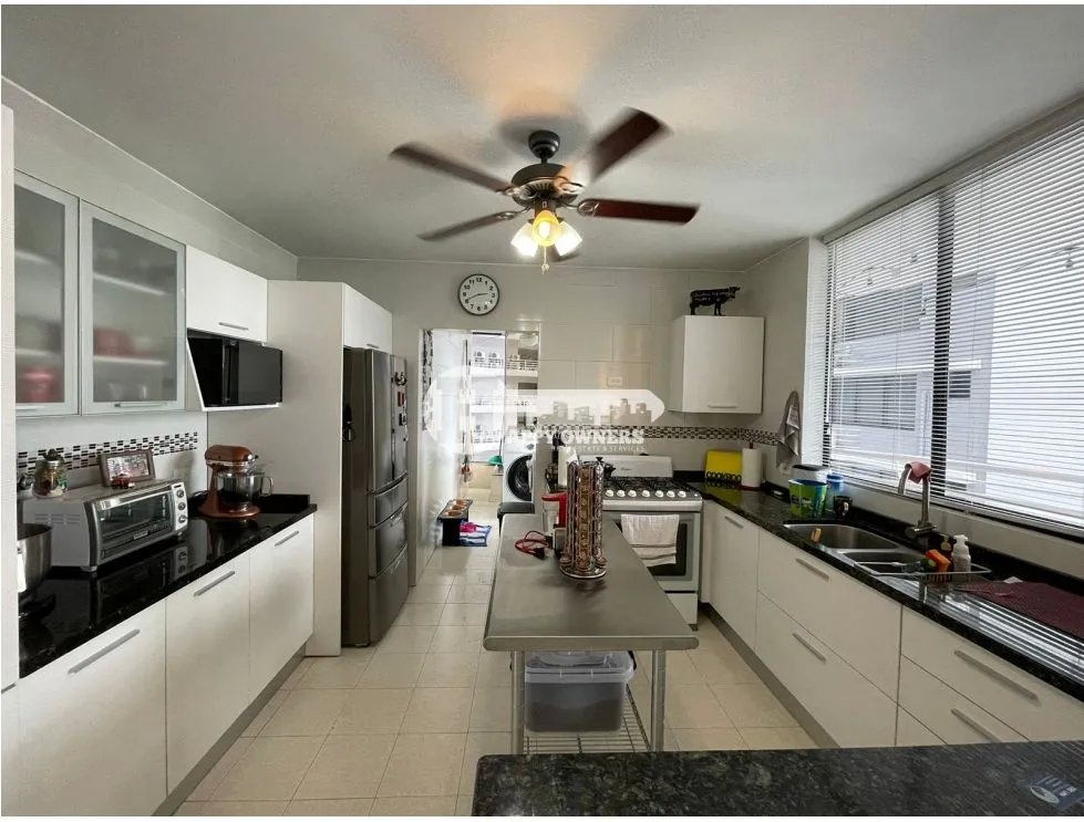 Se vende apartamento en los delfines, av. balboa