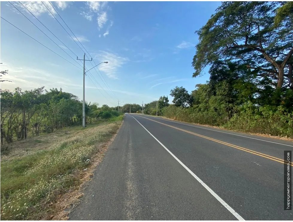 Venta de terreno frente a vía principal, guararé, los santos.