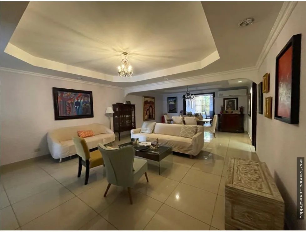 Venta de casa de en hato pintado, pueblo nuevo.