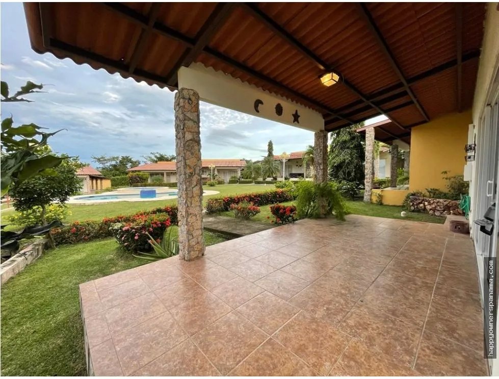Venta de villa campestre en brisas de lajas, chame.