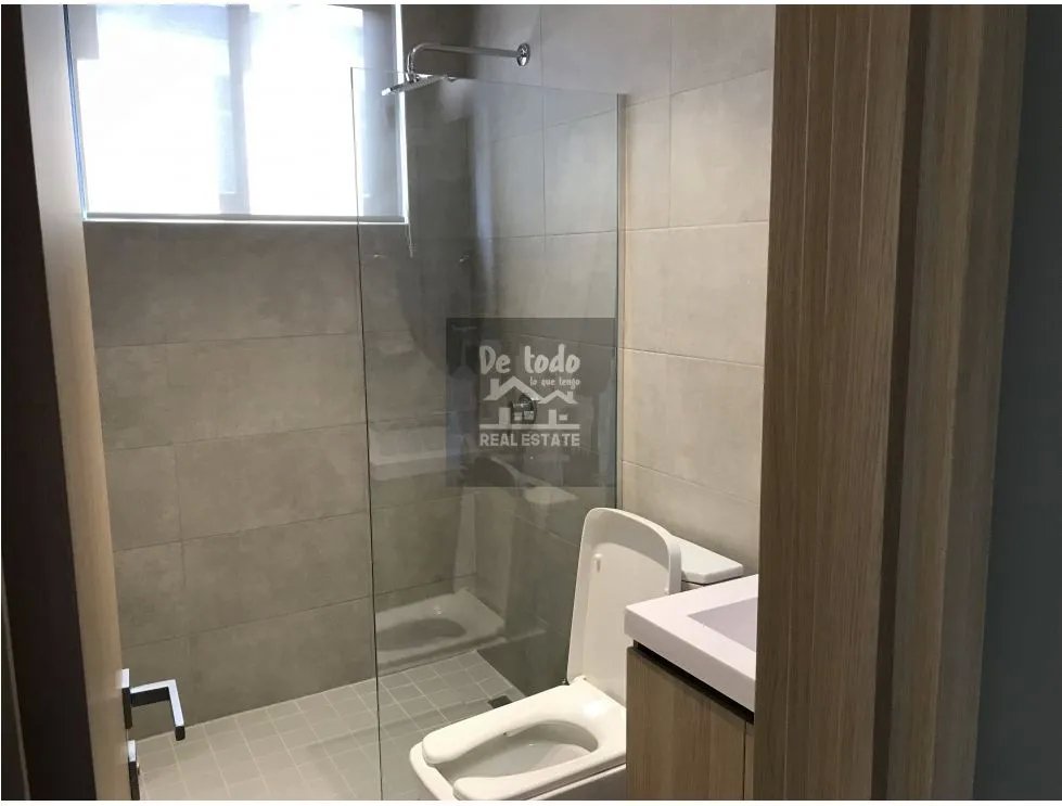 Se vende duplex de un nivel  en panama pacifico.