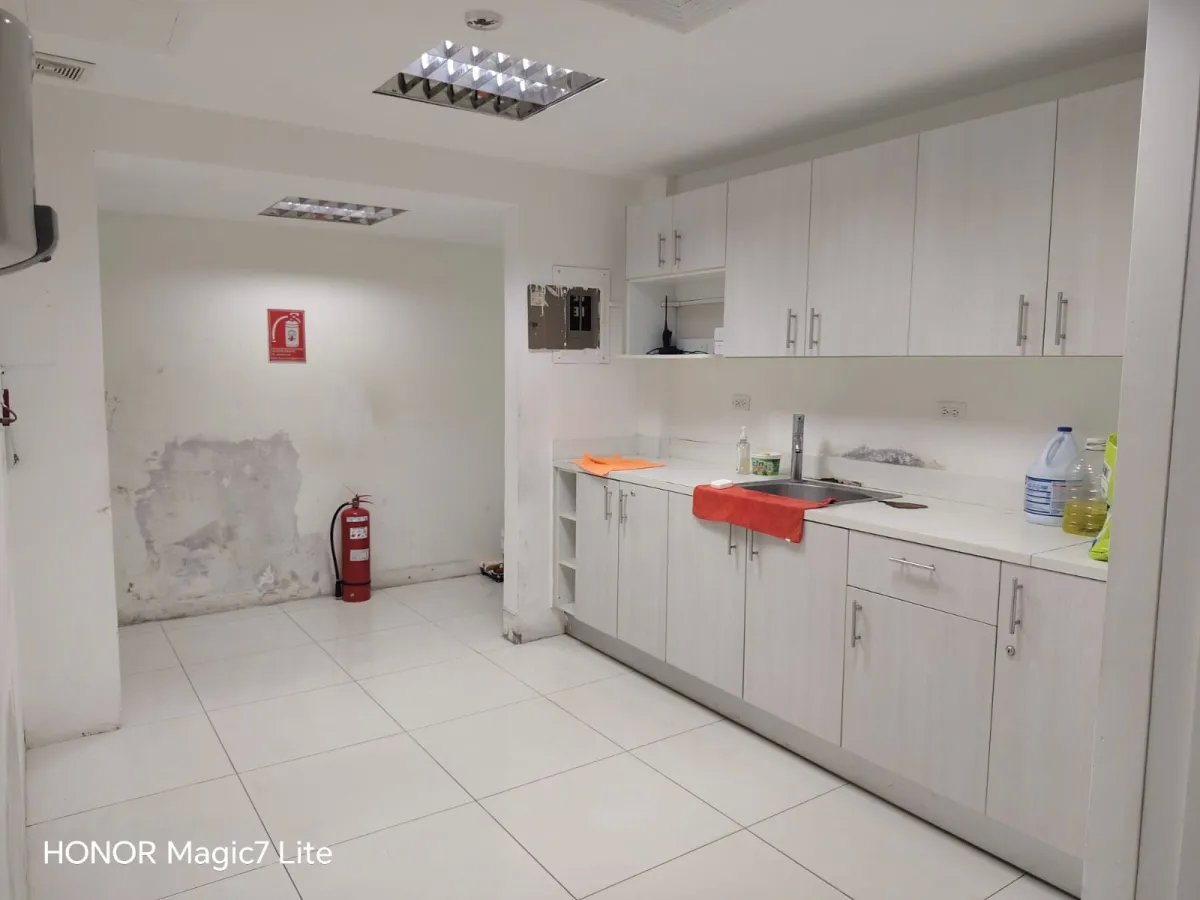 Alquiler de local en planta baja, ph 23 - obarrio