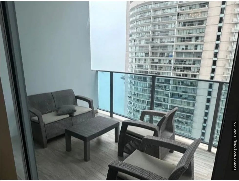 Apartamento en venta en punta pacifixa