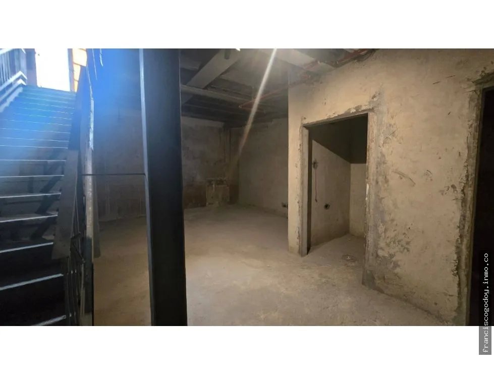 Local comercial en venta casco antiguo
