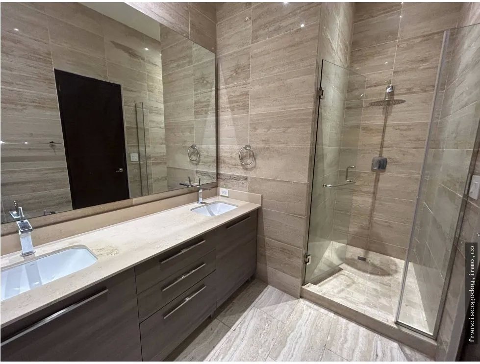 Venta de apartamento en costa del este