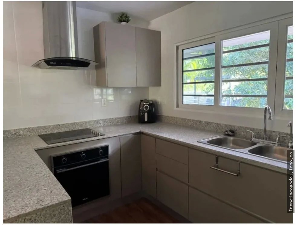 Casa amoblada en alquiler  clayton