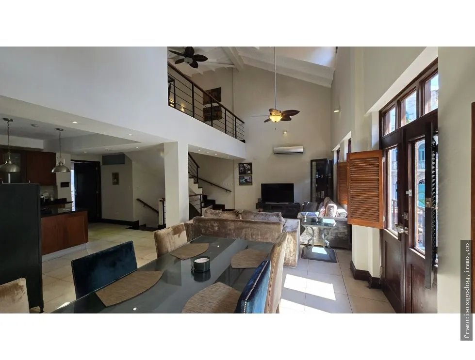 Venta de casa en casco viejo, san felipe  panamá