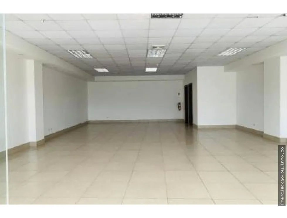Local en venta en ancón
