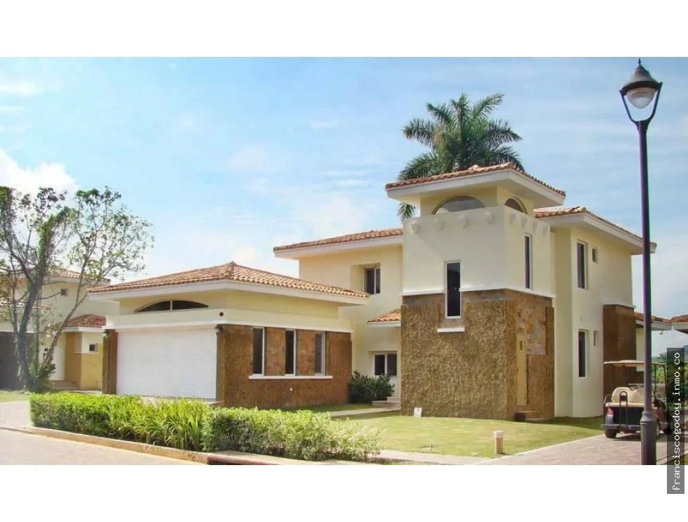 Casa en venta en ancón