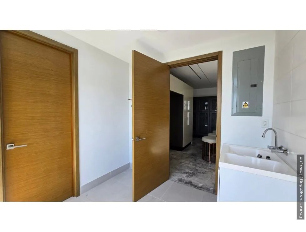 Venta de apartamento en santa maría golf & country club