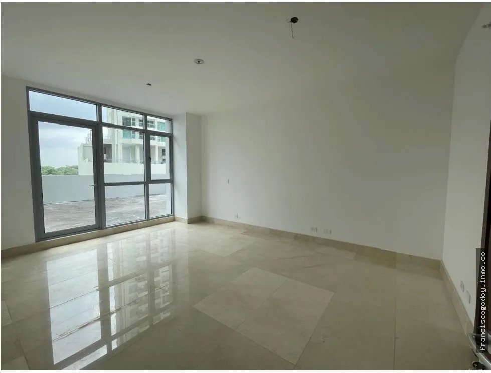 Apartamento en venta en santa maría