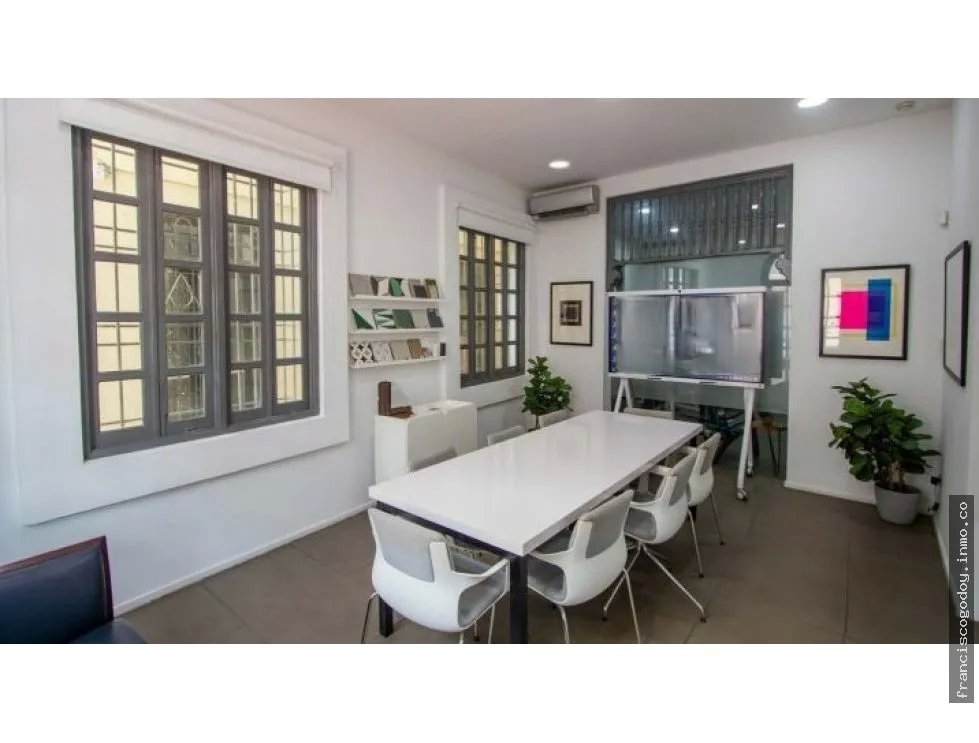 Edificio en venta en el corazón del casco antiguo