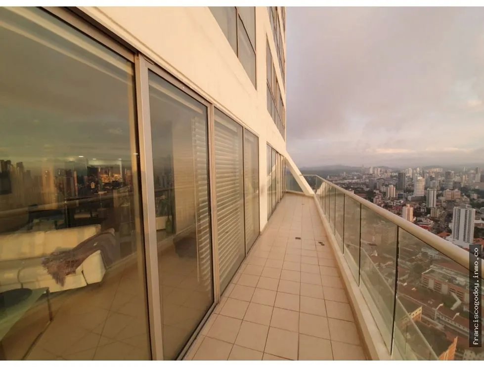 Alquiler de apartamento en avenida balboa