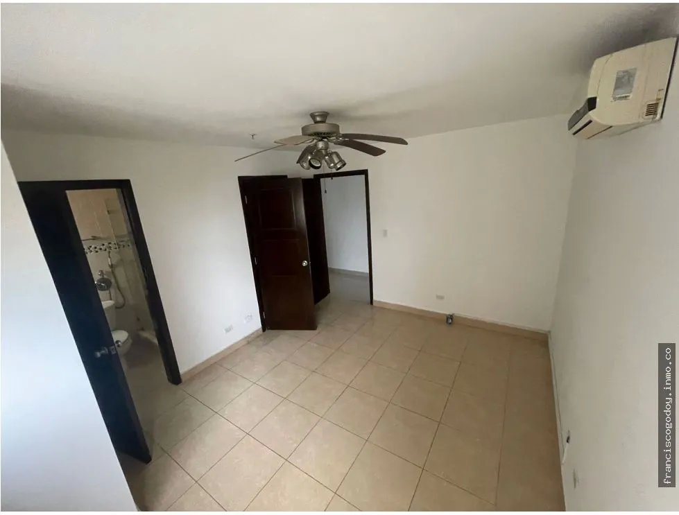 Se alquila apartamento en costa del este