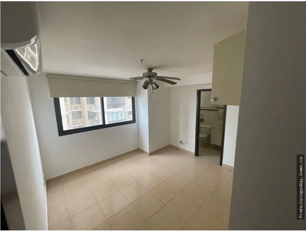 Se alquila apartamento en costa del este