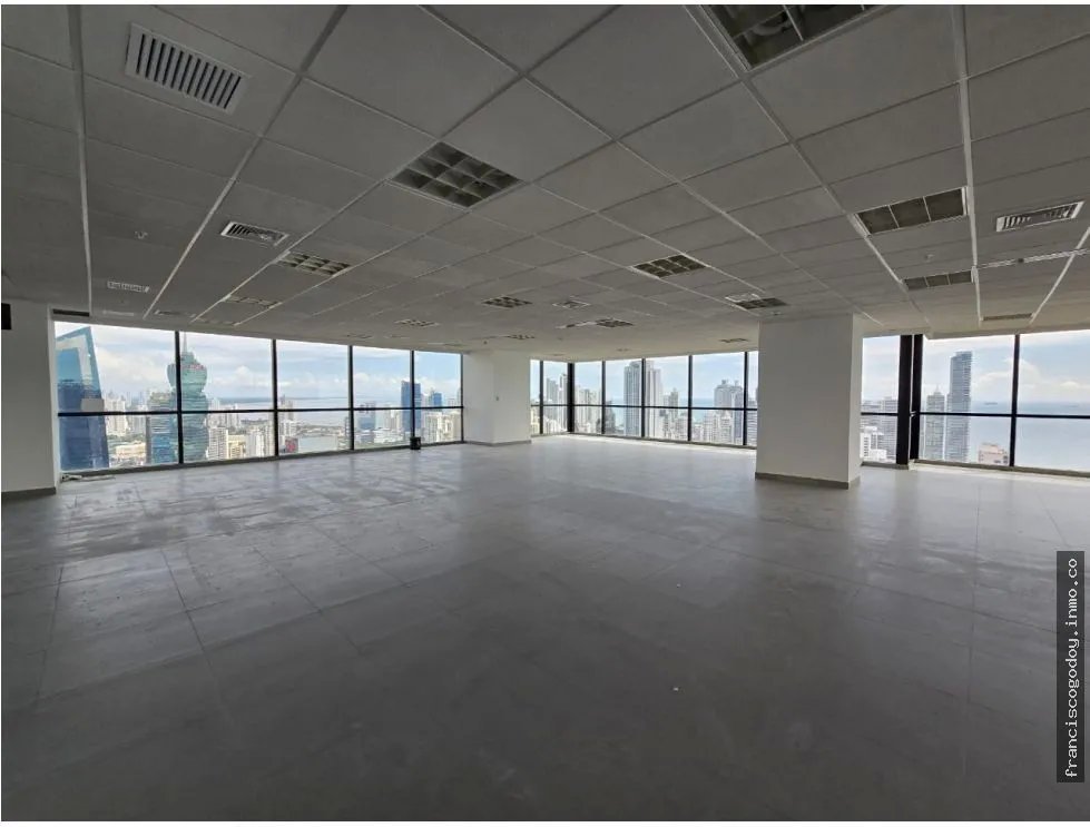 Alquiler de oficina  calle 50