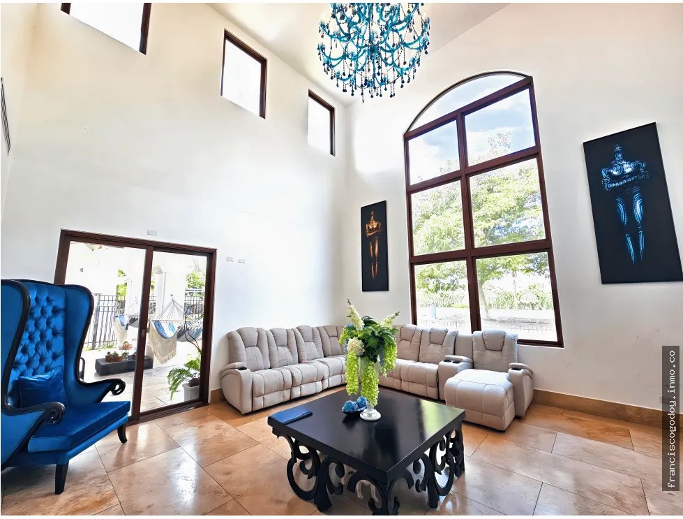 Se vende casa en santa maria