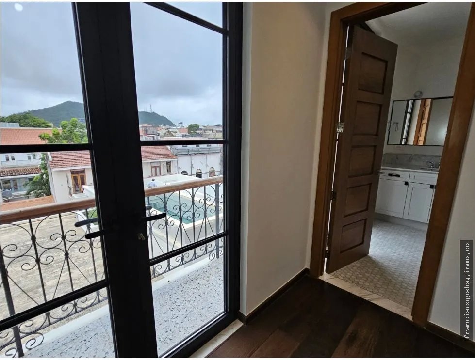 Apartamento en venta en el casco antiguo, santa familia