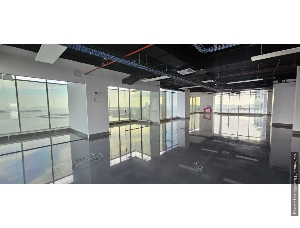 Oficina en torre bicsa, avenida balboa - disponible para alquiler
