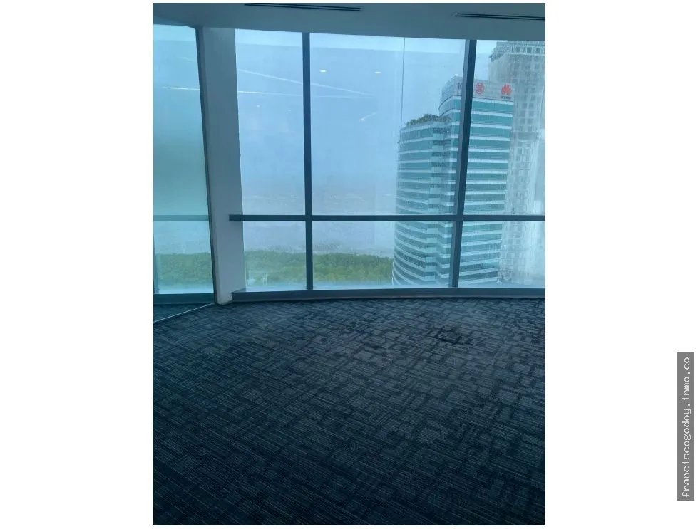 Venta de oficina ejecutiva en financial park, costa del este