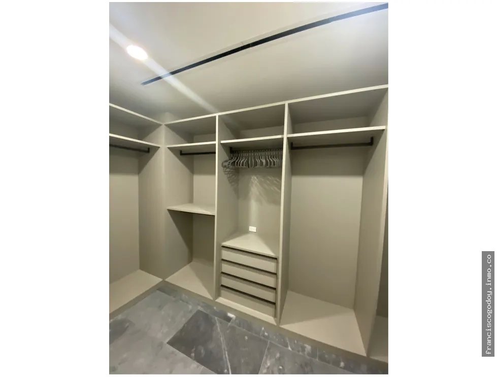 Apartamentos de lujo frente al pacífico, costa del este