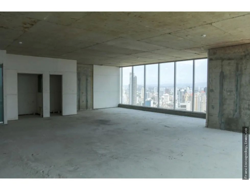 Oficinas en venta en la estratégica calle 50
