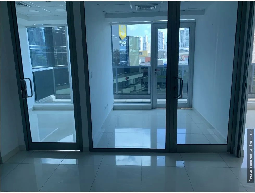 Oficinas en alquiler en un hub estratégico en vía israel