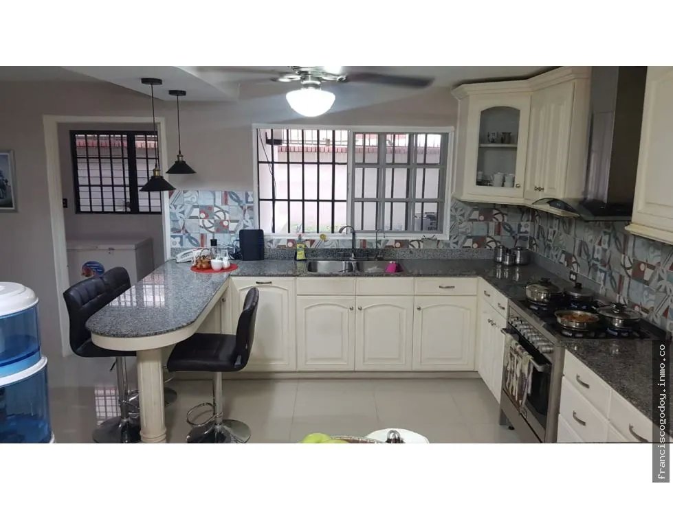 Alquiler de casa en urbanización la alameda, bethania