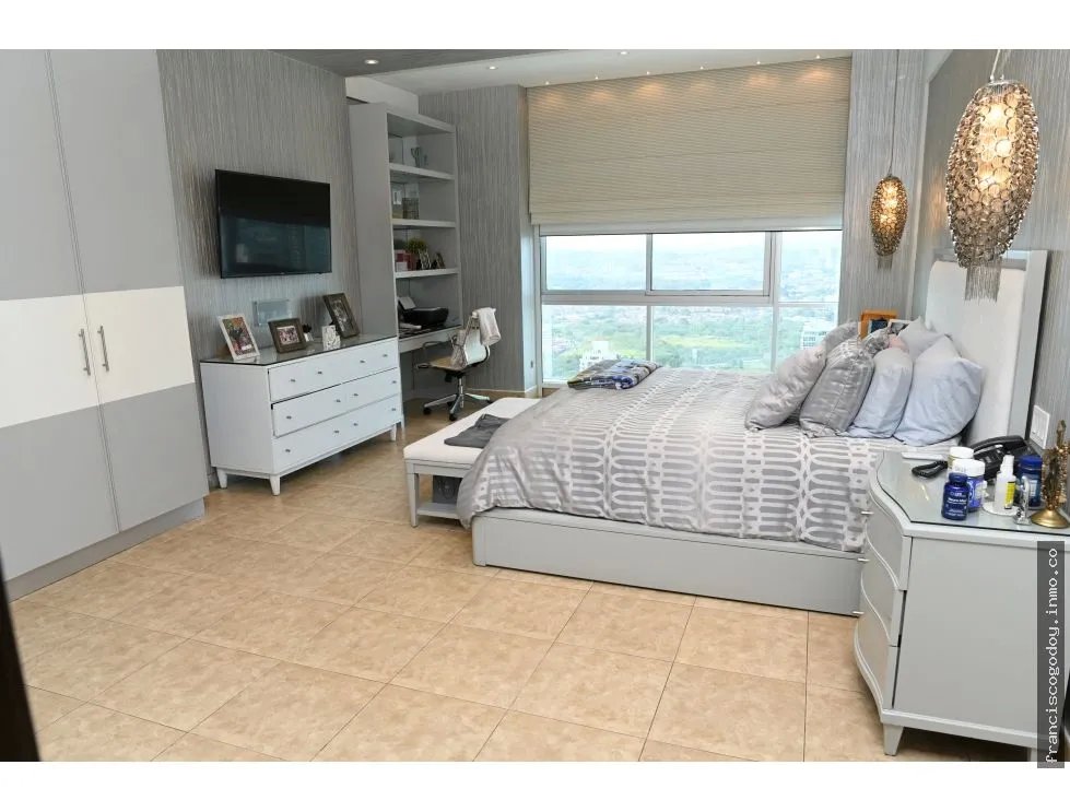 Venta de penthouse en ph titanium, costa del este