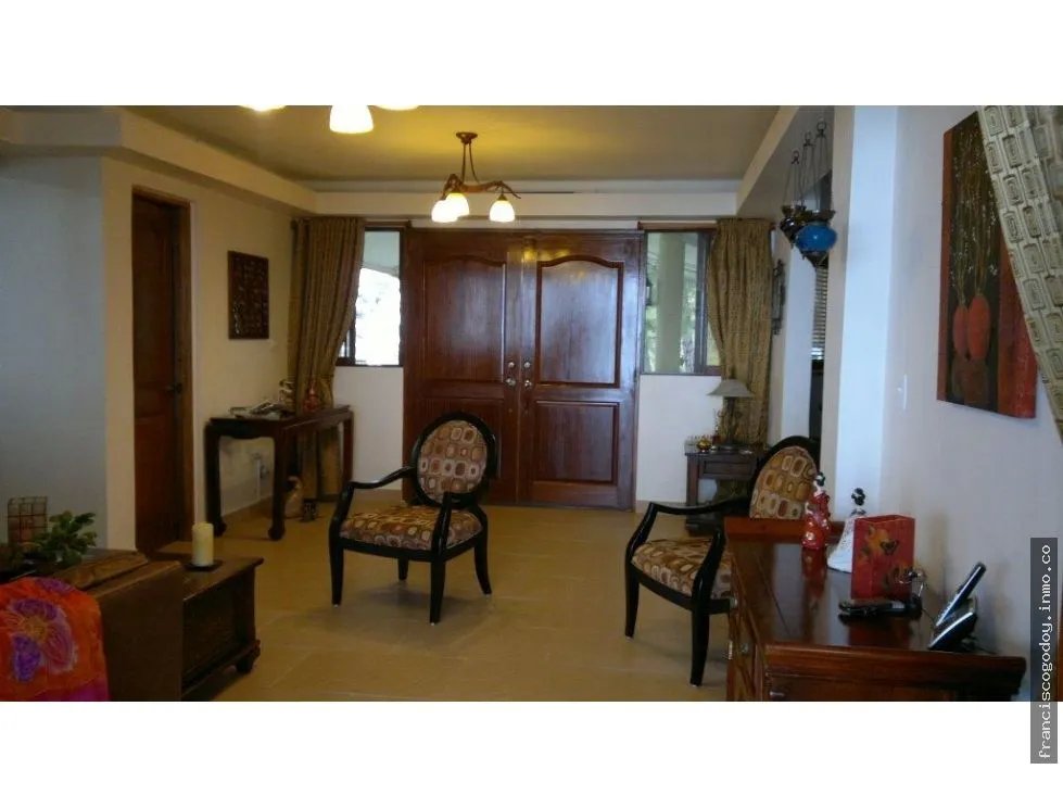 Residencia en venta en altos del maría