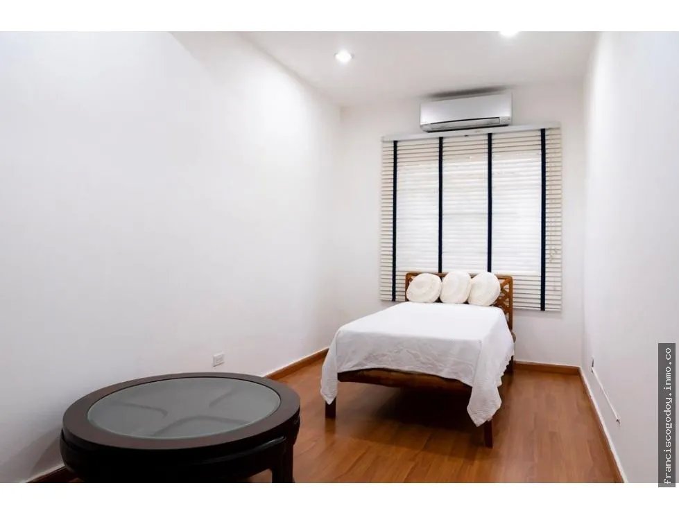 Venta de casa comercial en obarrio