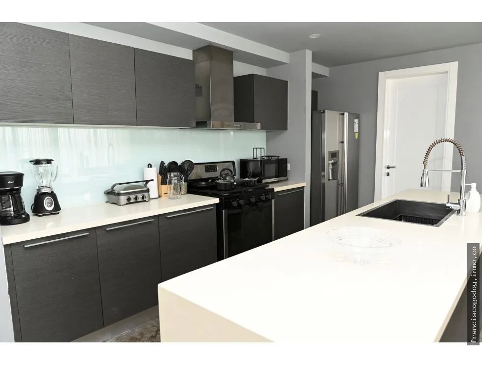 Alquiler de apartamento en yoo panamá & arts tower, avenida balboa